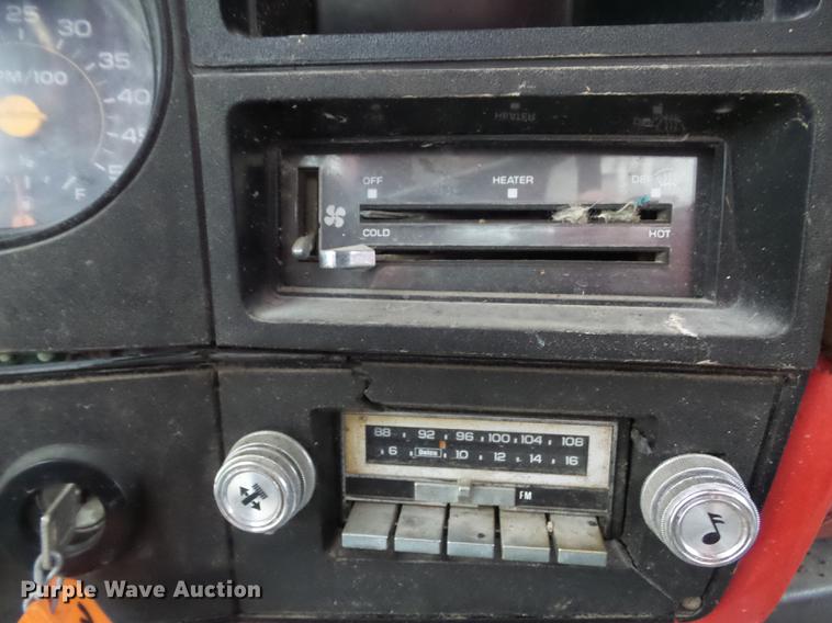 image for item DC7360 1988 Chevrolet Kodiak 70 feed truck