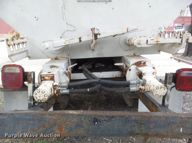 image for item DC7360 1988 Chevrolet Kodiak 70 feed truck