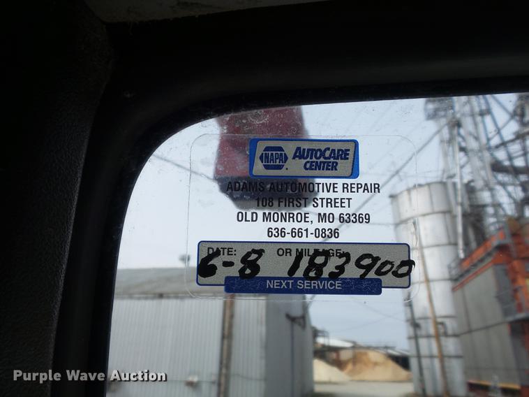 image for item DC7362 1999 Freightliner FL70 feed truck