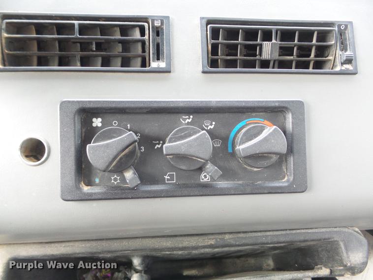 image for item DC7362 1999 Freightliner FL70 feed truck