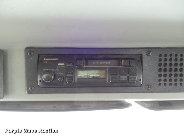 image for item DC7362 1999 Freightliner FL70 feed truck