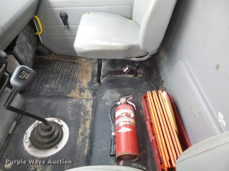 image for item DC7362 1999 Freightliner FL70 feed truck