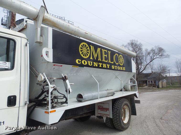 image for item DC7362 1999 Freightliner FL70 feed truck