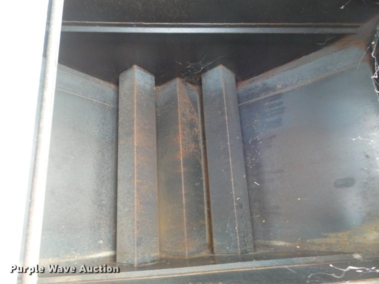 image for item DC7362 1999 Freightliner FL70 feed truck