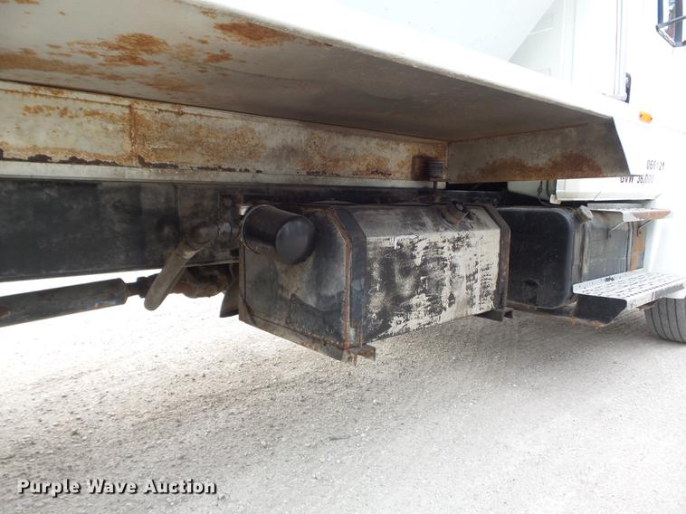 image for item DC7362 1999 Freightliner FL70 feed truck