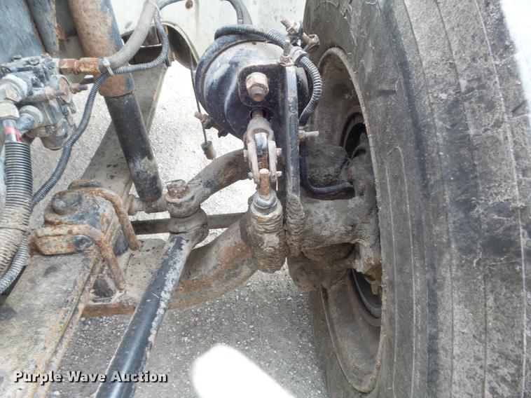 image for item DC7362 1999 Freightliner FL70 feed truck