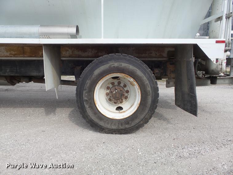 image for item DC7362 1999 Freightliner FL70 feed truck