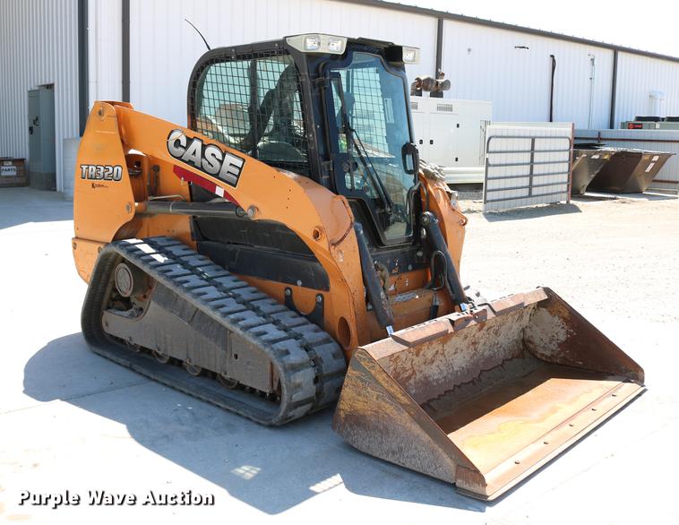 image for item DC7585 2012 Case TR320 skid steer