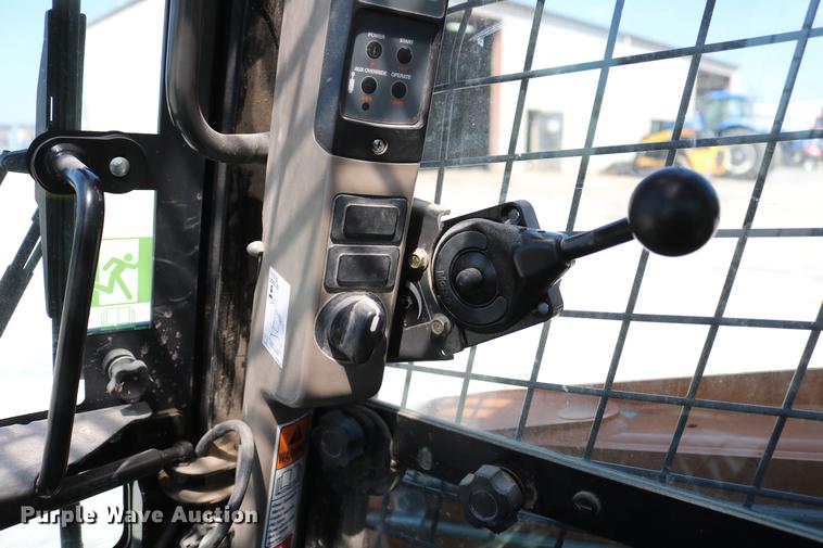 image for item DC7585 2012 Case TR320 skid steer