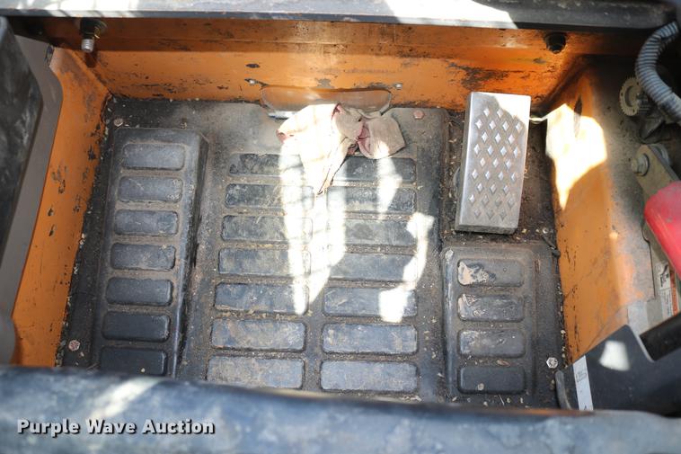 image for item DC7585 2012 Case TR320 skid steer