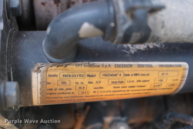 image for item DC7585 2012 Case TR320 skid steer