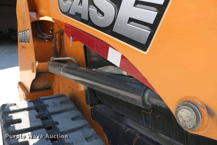 image for item DC7585 2012 Case TR320 skid steer