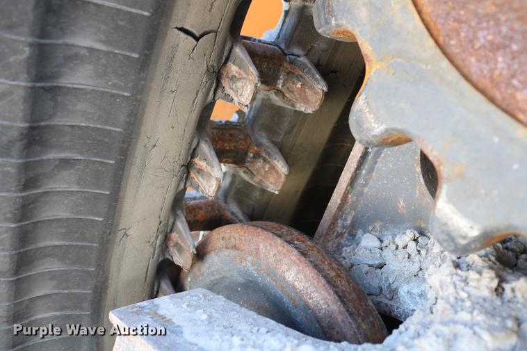 image for item DC7585 2012 Case TR320 skid steer