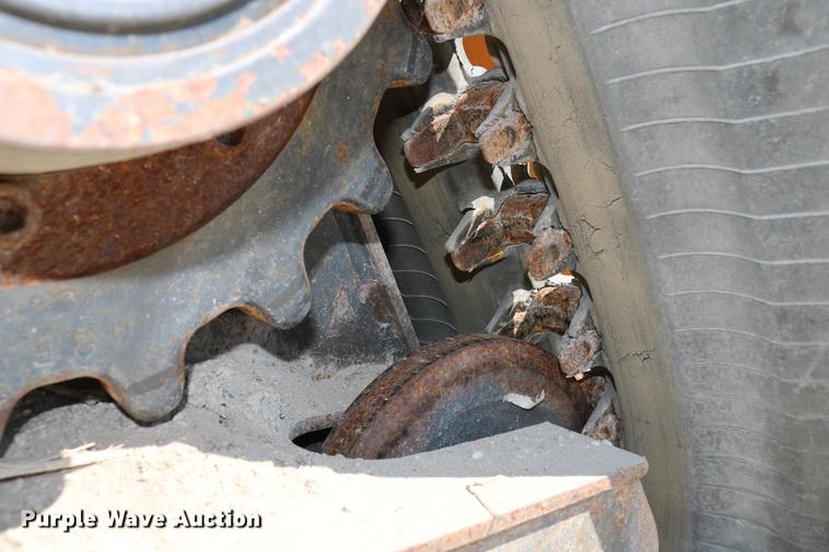 image for item DC7585 2012 Case TR320 skid steer