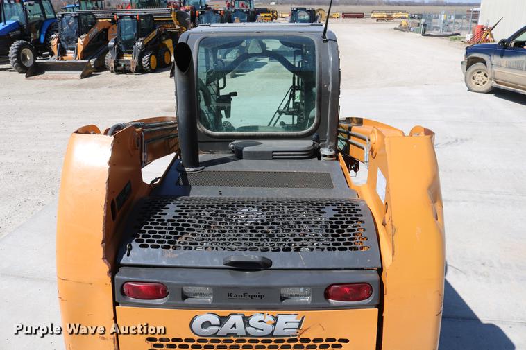 image for item DC7585 2012 Case TR320 skid steer