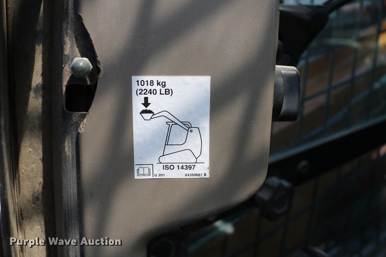 image for item DC7585 2012 Case TR320 skid steer