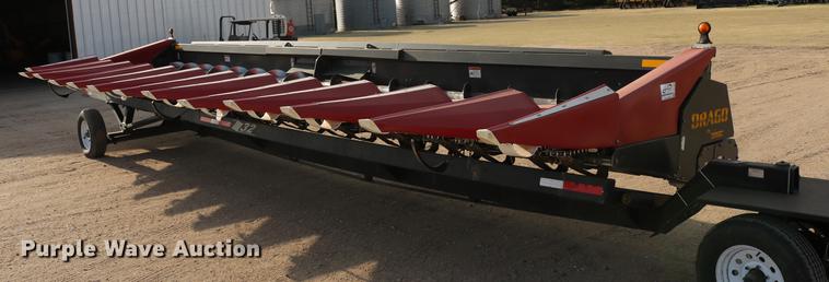 image for item DC7603 2011 Drago N12 corn head