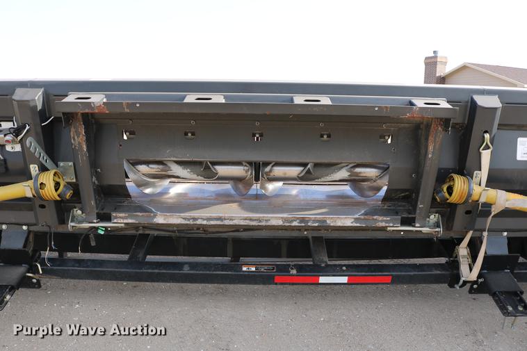 image for item DC7603 2011 Drago N12 corn head