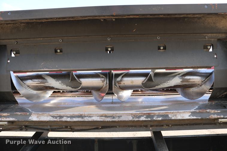 image for item DC7603 2011 Drago N12 corn head