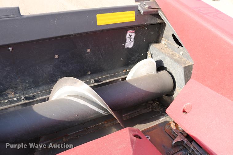 image for item DC7603 2011 Drago N12 corn head