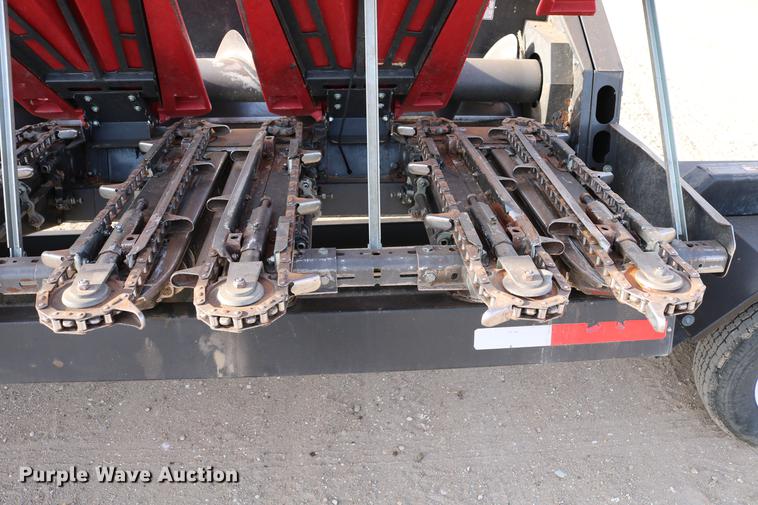 image for item DC7603 2011 Drago N12 corn head