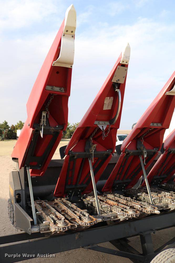 image for item DC7603 2011 Drago N12 corn head