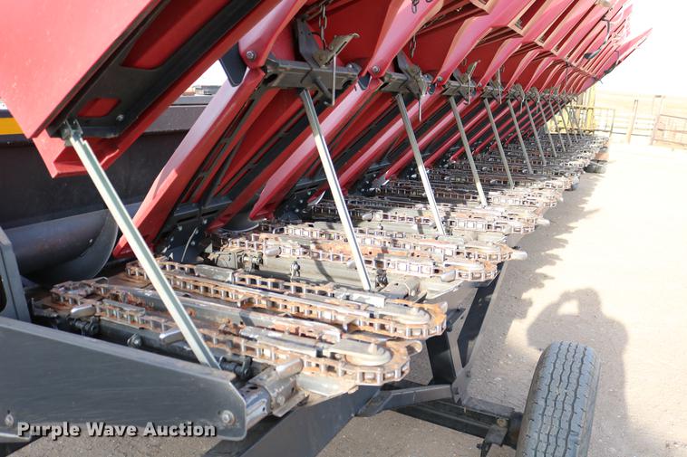 image for item DC7603 2011 Drago N12 corn head