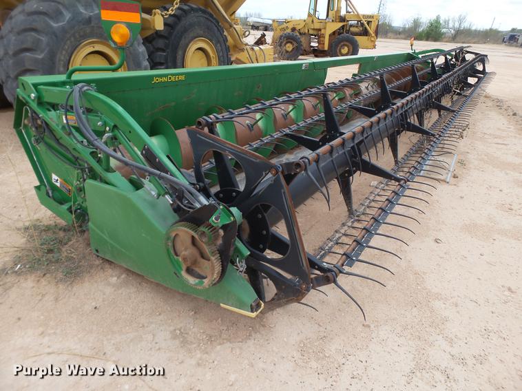 image for item DD1207 2009 John Deere 635F flex head
