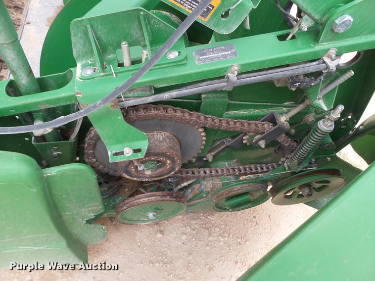 image for item DD1207 2009 John Deere 635F flex head