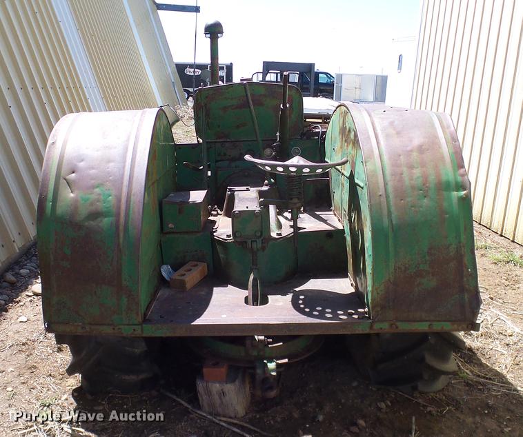 image for item DD1255 1940 Oliver Hart-Parr 99 tractor