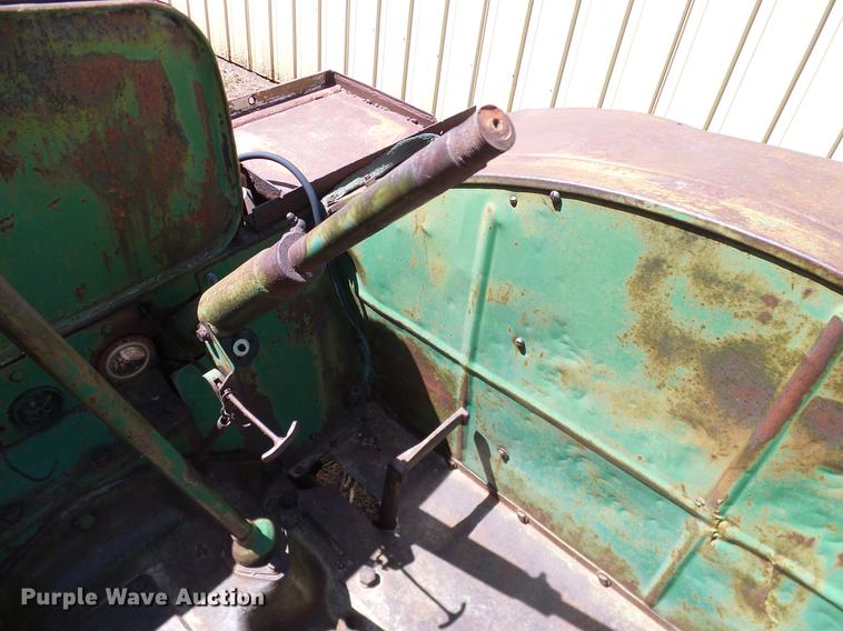 image for item DD1255 1940 Oliver Hart-Parr 99 tractor