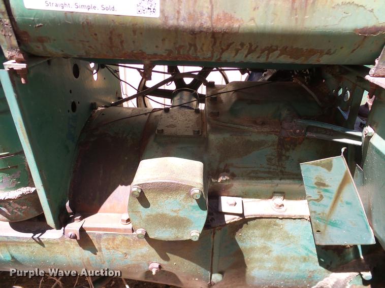 image for item DD1255 1940 Oliver Hart-Parr 99 tractor