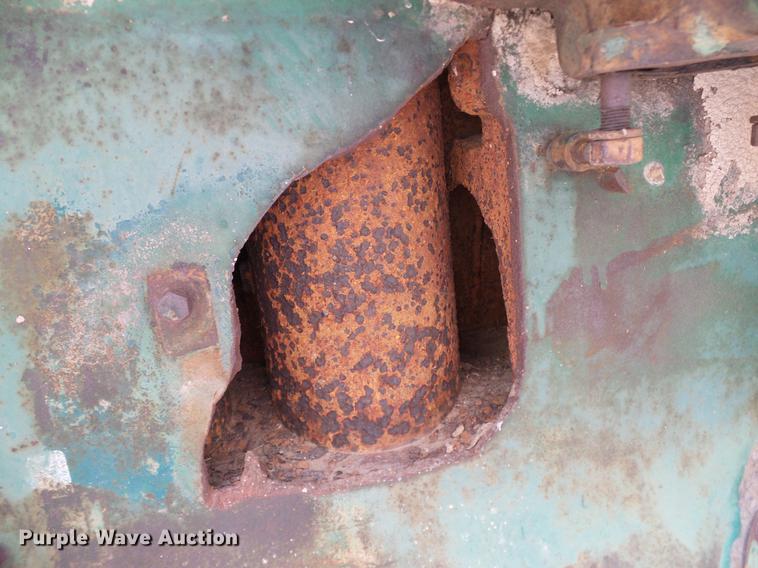 image for item DD1255 1940 Oliver Hart-Parr 99 tractor