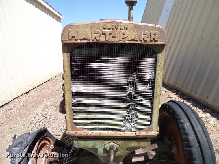 image for item DD1255 1940 Oliver Hart-Parr 99 tractor