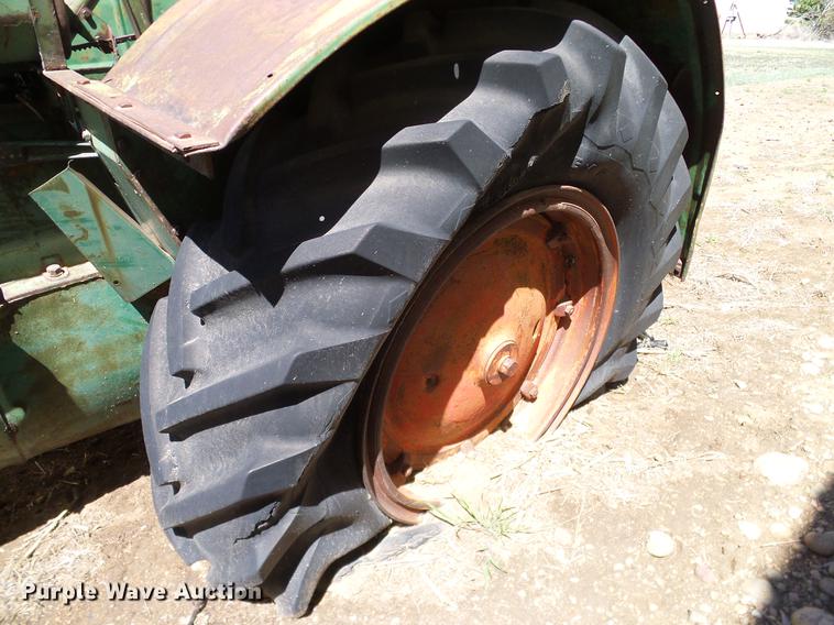 image for item DD1255 1940 Oliver Hart-Parr 99 tractor