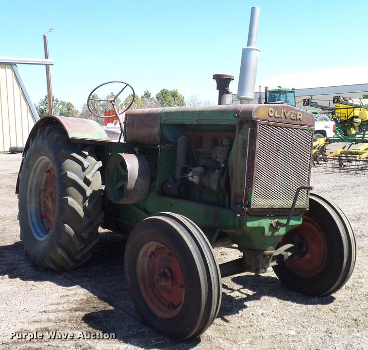 image for item DD1256 1945 Oliver 99 tractor