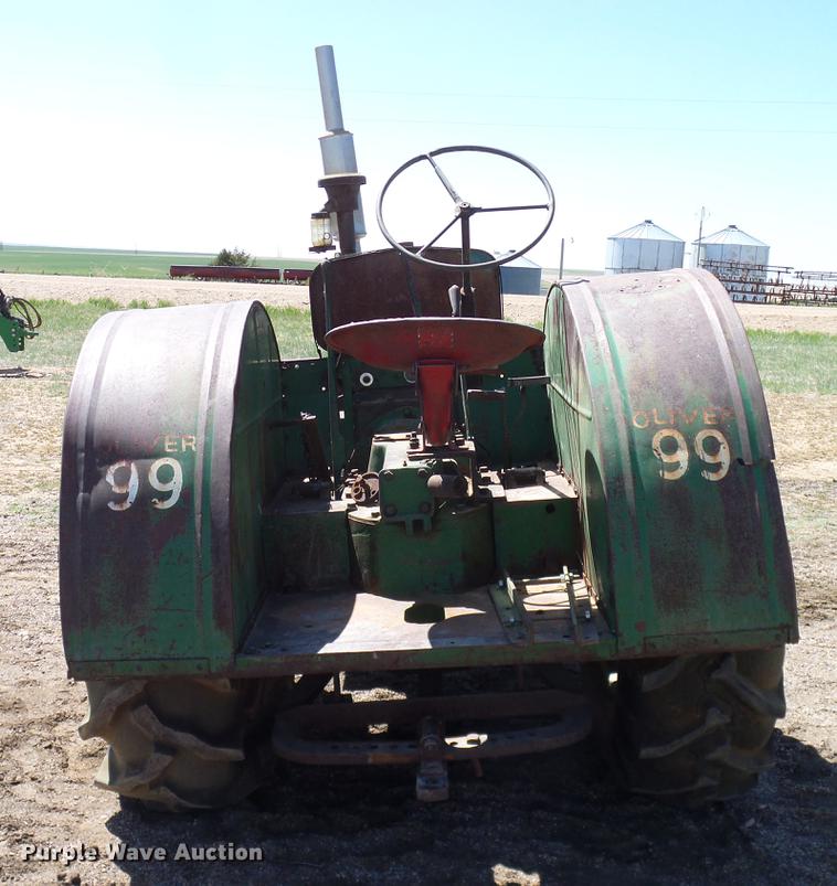 image for item DD1256 1945 Oliver 99 tractor