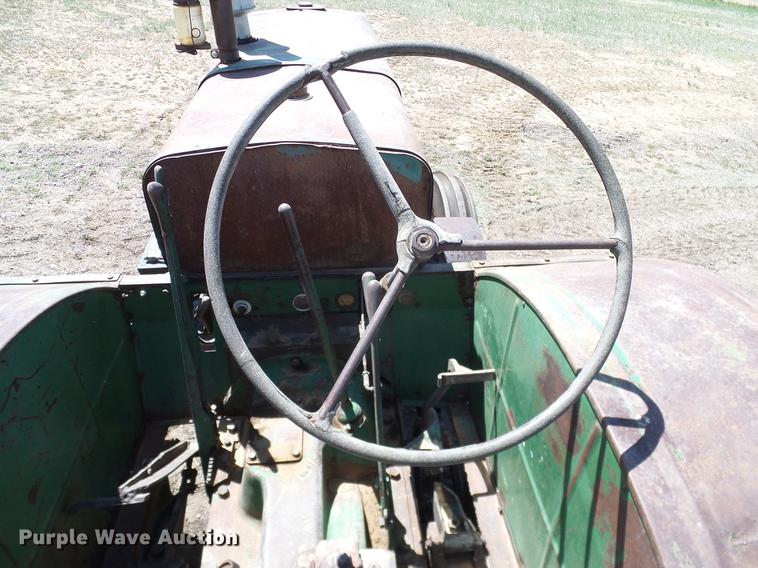 image for item DD1256 1945 Oliver 99 tractor