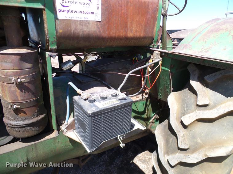 image for item DD1256 1945 Oliver 99 tractor