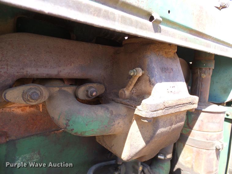 image for item DD1256 1945 Oliver 99 tractor