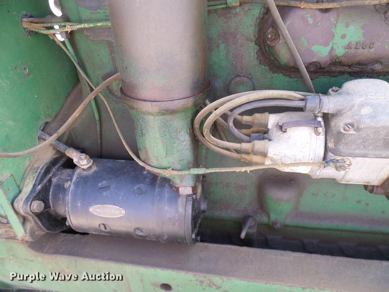 image for item DD1256 1945 Oliver 99 tractor