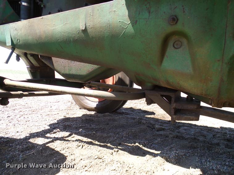 image for item DD1256 1945 Oliver 99 tractor