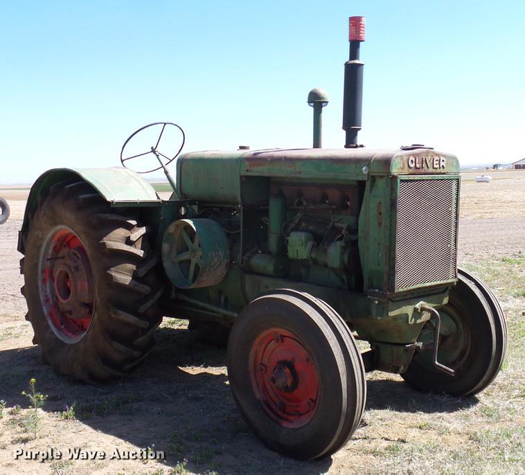 image for item DD1260 1941 Oliver 99 tractor