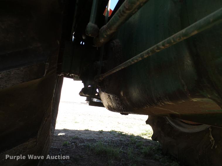 image for item DD1260 1941 Oliver 99 tractor