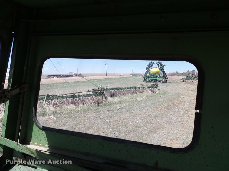 image for item DD1263 1958 John Deere 820 tractor