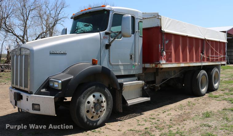 image for item DD4193 1999 Kenworth T800B grain truck