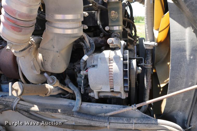 image for item DD4193 1999 Kenworth T800B grain truck