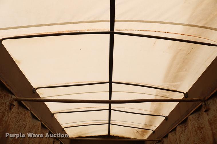 image for item DD4193 1999 Kenworth T800B grain truck