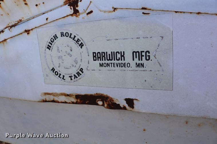 image for item DD4193 1999 Kenworth T800B grain truck