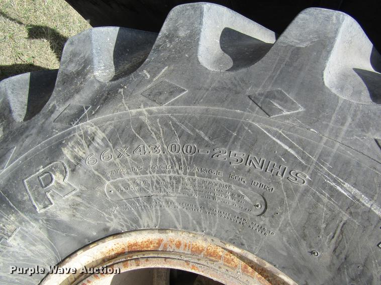 image for item DD8770 1994 International Silver Wheels applicator truck